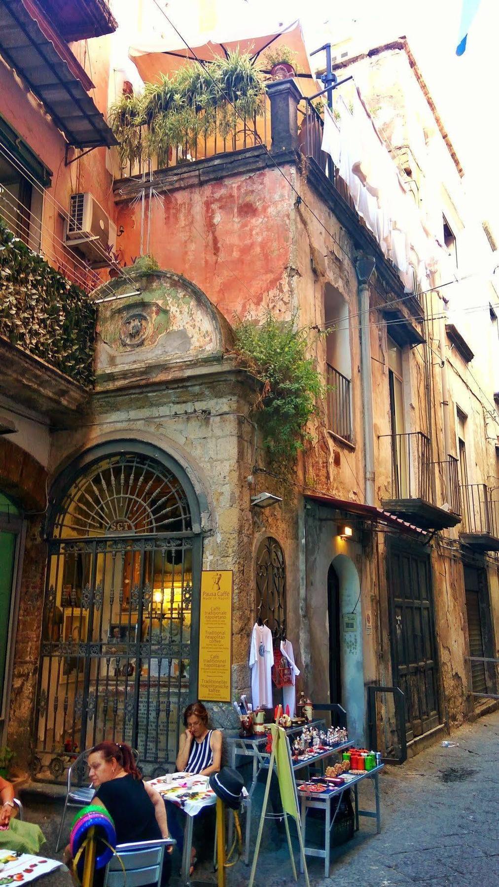 Casa Latina Bed and Breakfast Napoli Eksteriør billede